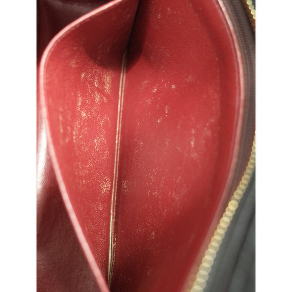 Chanel Matelasse Chain Shoulder Bag - Picture 8 of 9